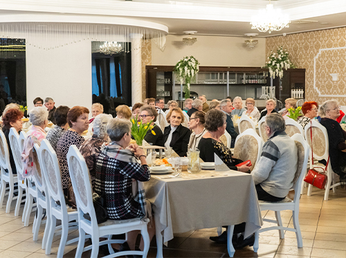 Więcej o: Relacja ze spotkania wielkanocnego Seniorów w Czerwińsku nad Wisłą